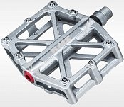 Серебристый