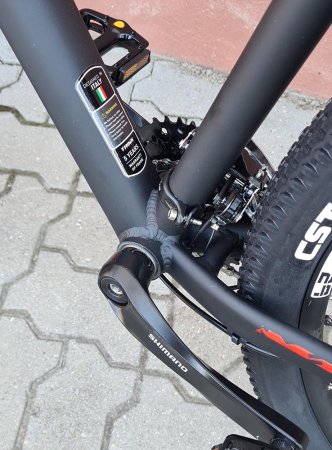 D500 PRO Matt black red white 7