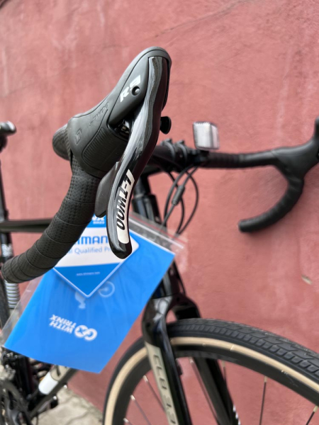 CLIMBER 3_3 black grey white 1