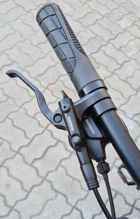 D500 PRO Matt black red white 4